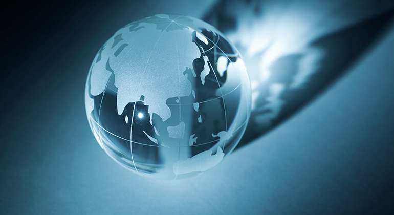 Globe-Image-Universal