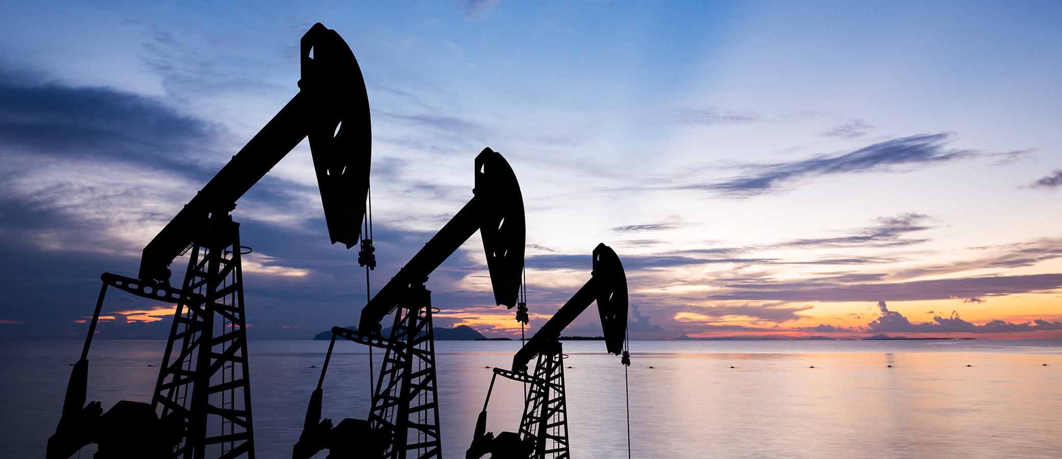 Turbulent Times – Key Trends, Challenges and Opportunities in the Oil & Gas Market in 2020 and Beyond Background Decorative Image